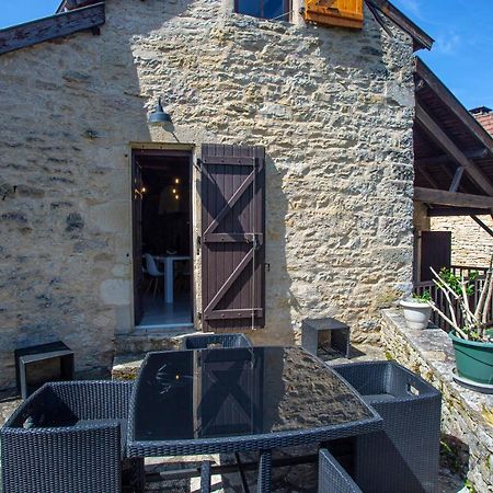 Maison En Pierres Au Coeur Du Village Medieval De Villeneuve Buitenkant foto
